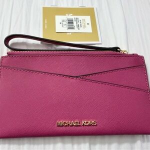 Michael Kors Slim Wristlet